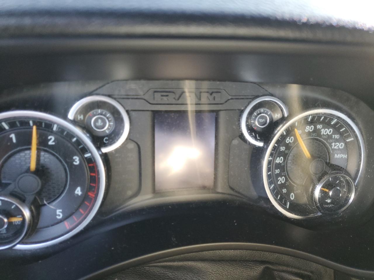 2021 Ram 2500 VIN 3C6UR5CL6MG695832 photo 9