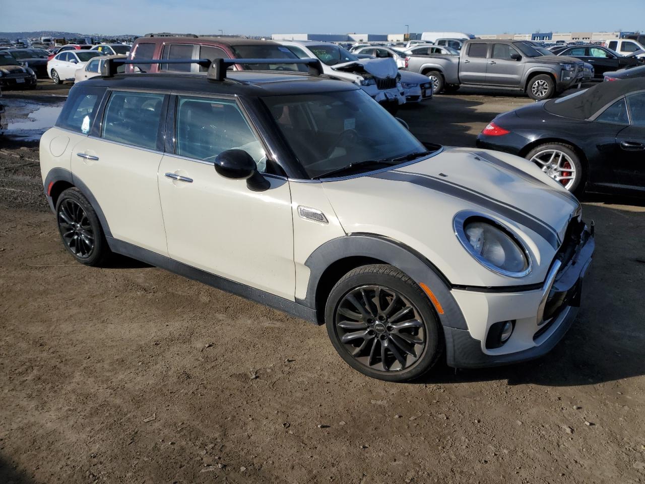 2017 MINI Cooper VIN WMWLN5C55H2E32795 photo 4