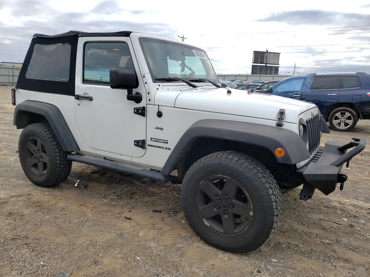 2012 Jeep Wrangler / VIN 1C4AJWAG1CL175697 photo 4