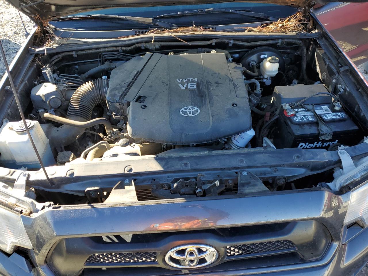 2013 TOYOTA Tacoma VIN 3TMLU4EN6DM133796 photo 11