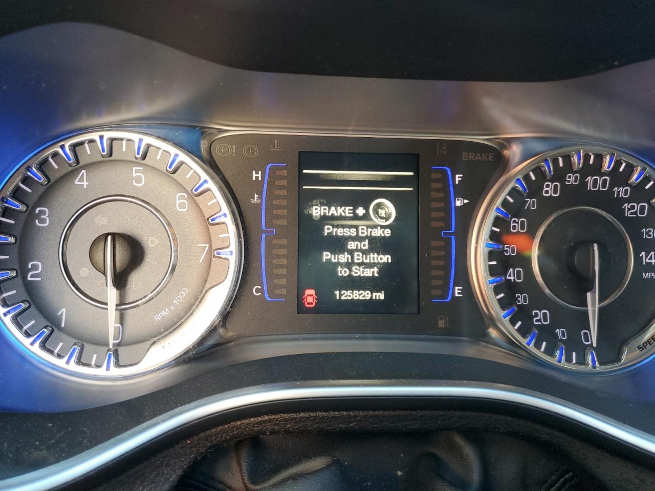 2015 CHRYSLER 200 VIN 1C3CCCAB9FN554661 photo 9