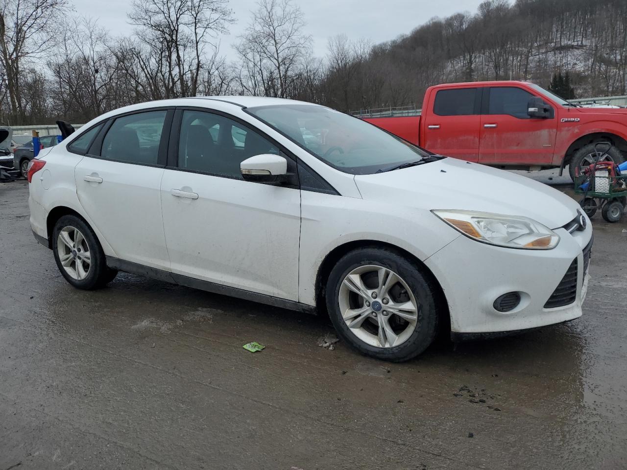 2013 FORD Focus se VIN 1FADP3F22DL297564 photo 4