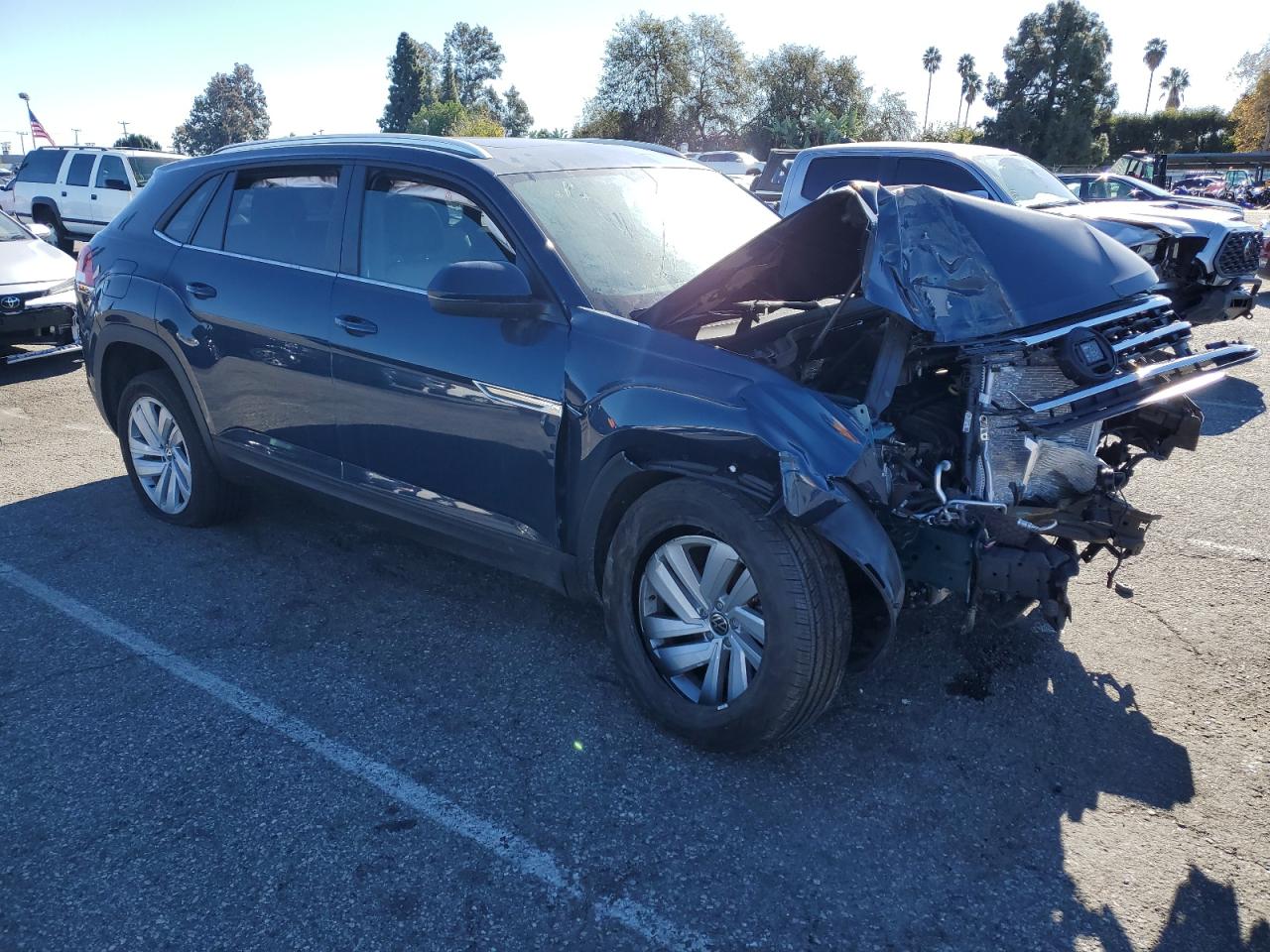 2023 VOLKSWAGEN Atlas VIN 1V2JE2CA6PC202998 photo 4