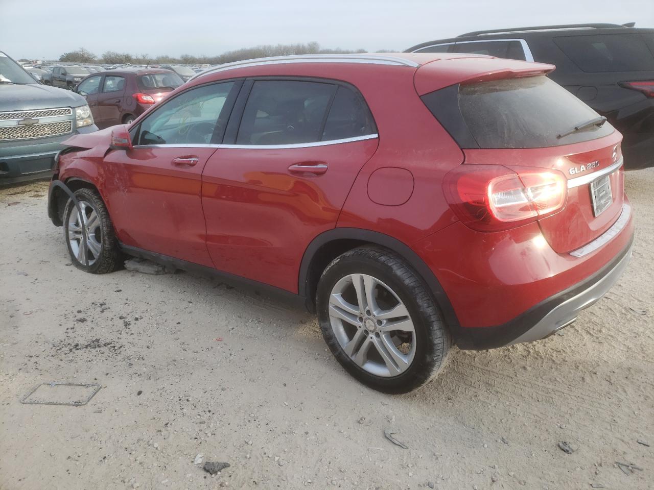 2017 MERCEDES-BENZ Gla-class VIN WDCTG4EB7HJ345908 photo 2
