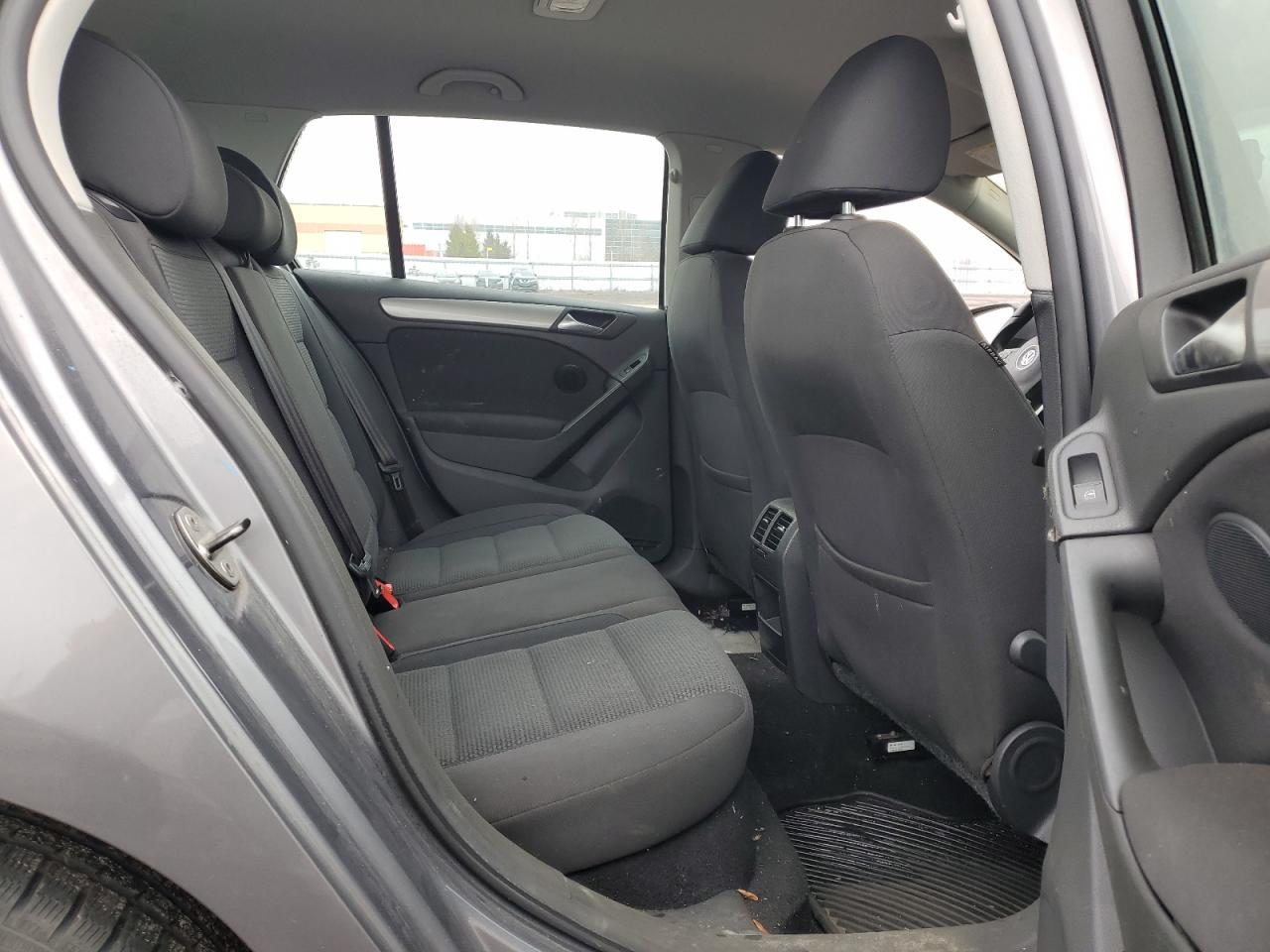 2012 Volkswagen Golf VIN WVWDM7AJ3CW321540 photo 10