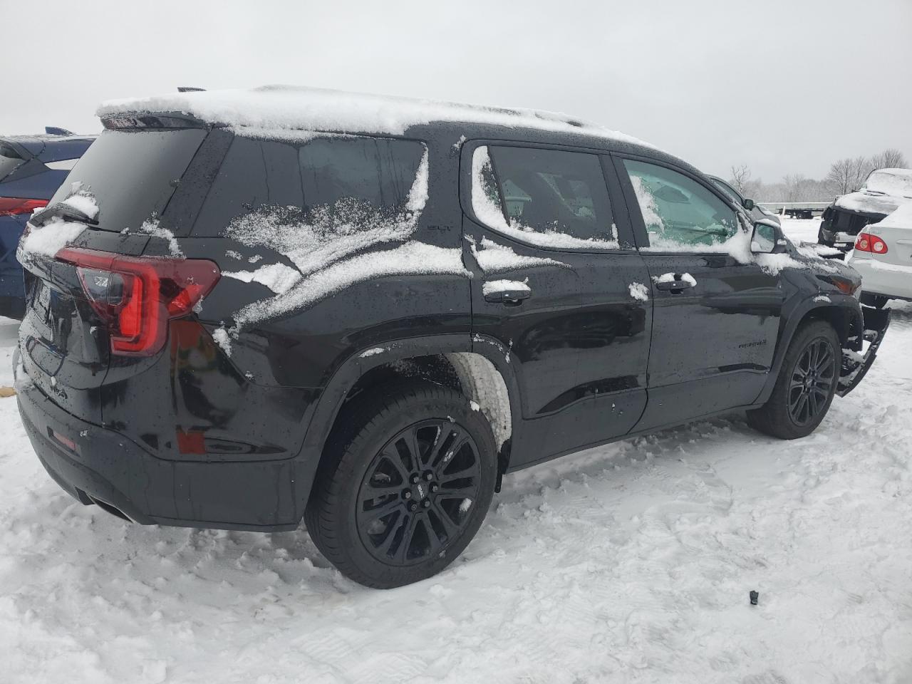 2023 GMC Acadia VIN 1GKKNULS8PZ255830 photo 3