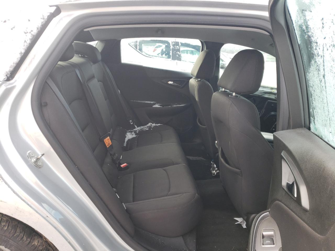 2019 Chev Malibu VIN 1G1ZD5ST1KF115991 photo 10