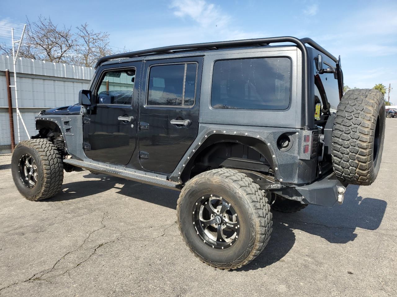 2013 JEEP Wrangler / VIN 1C4BJWFG6DL566424 photo 2