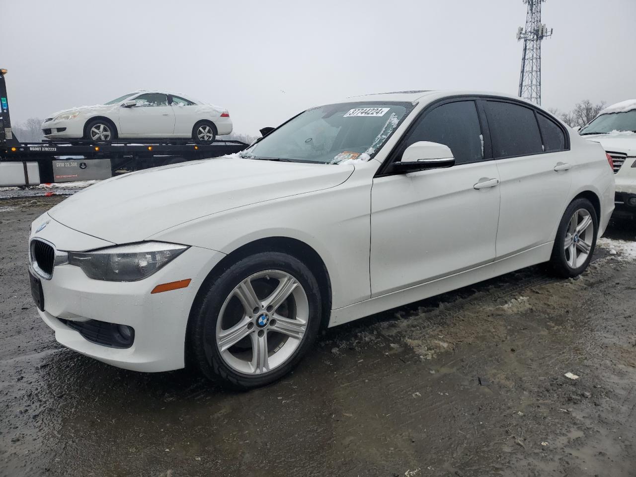 2015 BMW 3 series VIN WBA3C3C55FP664353 photo 1