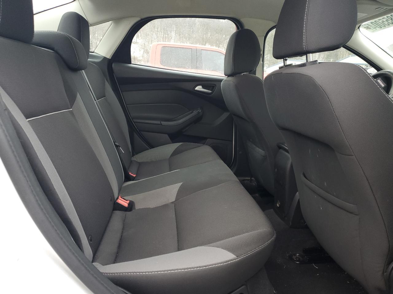 2013 FORD Focus se VIN 1FADP3F22DL297564 photo 10