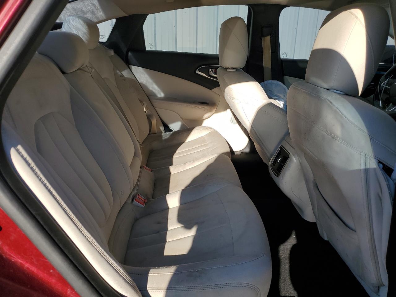 2015 CHRYSLER 200 VIN 1C3CCCAB9FN554661 photo 10