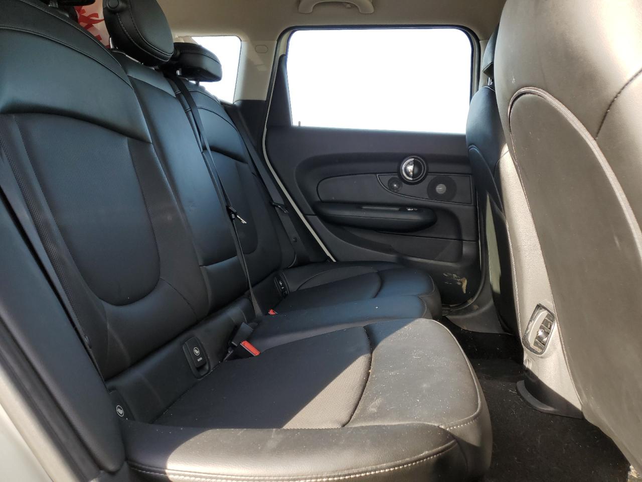 2017 MINI Cooper VIN WMWLN5C55H2E32795 photo 10