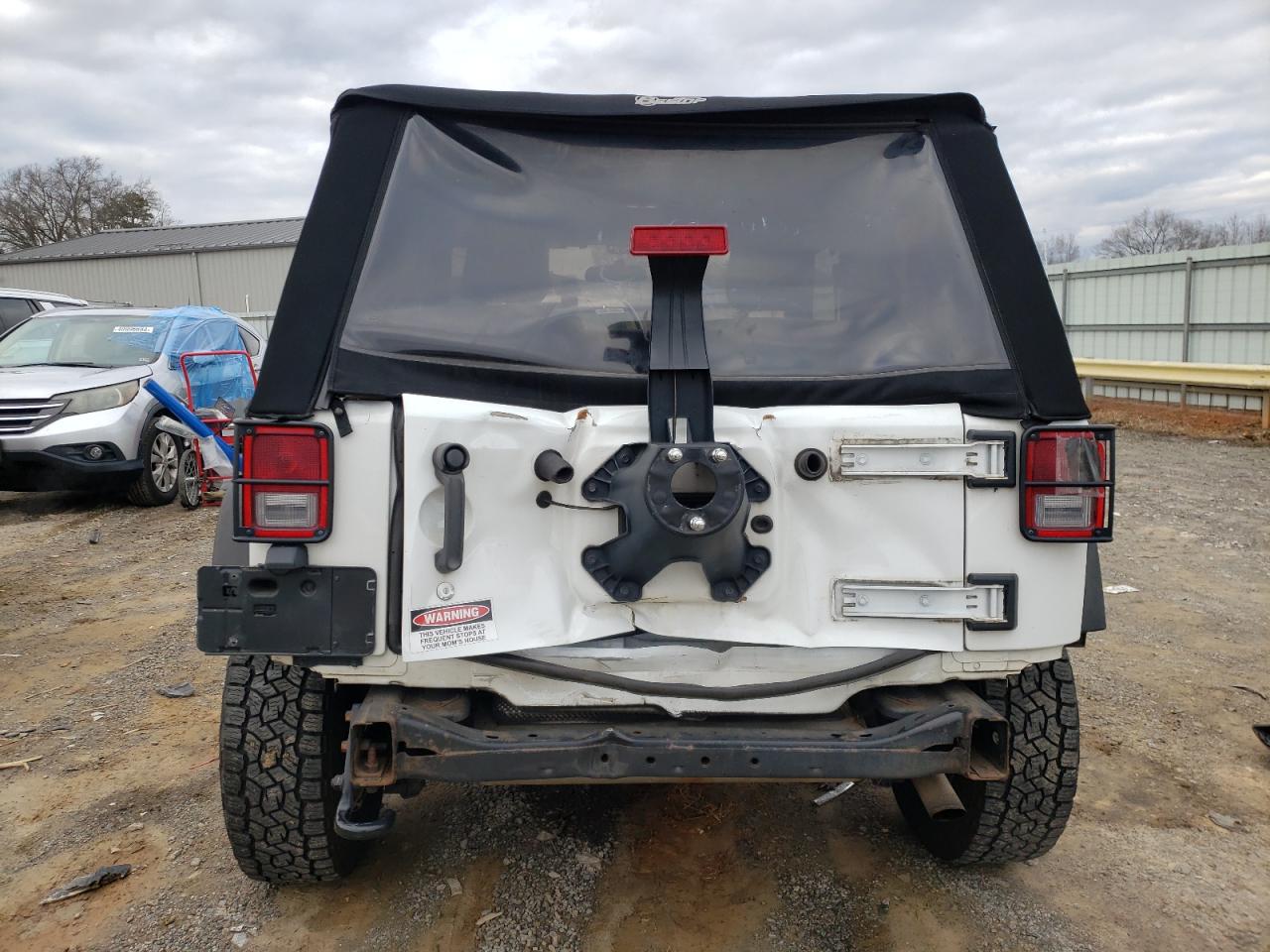 2012 Jeep Wrangler / VIN 1C4AJWAG1CL175697 photo 10