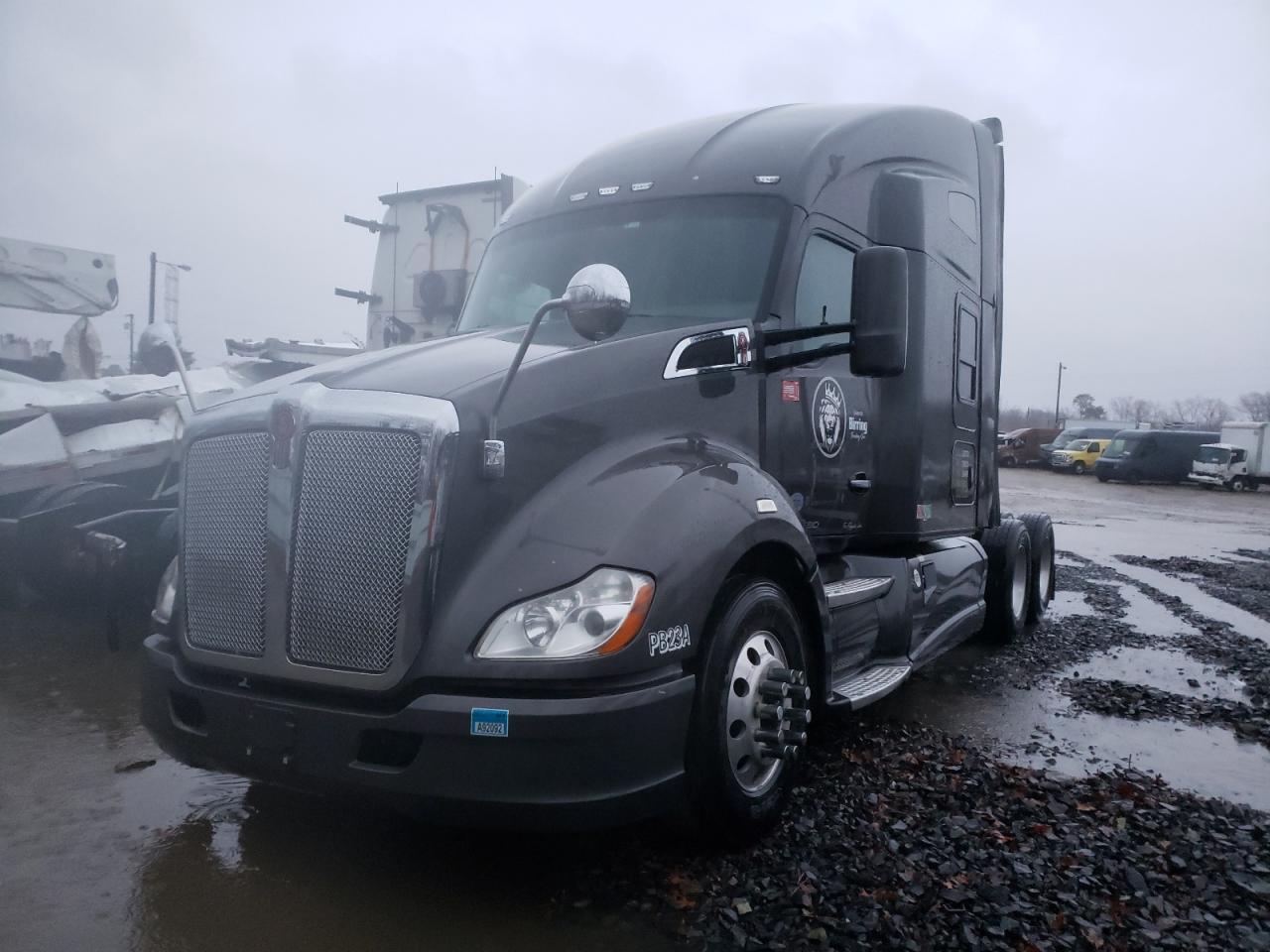 2017 KENWORTH All other VIN 1XKYD49X1HJ132421 photo 2