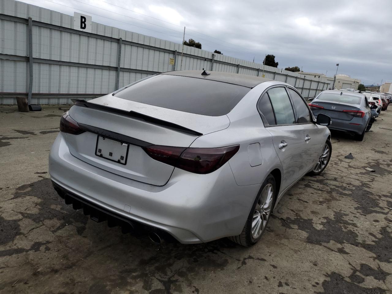 2019 INFINITI Q50 VIN JN1EV7AR6KM558348 photo 3