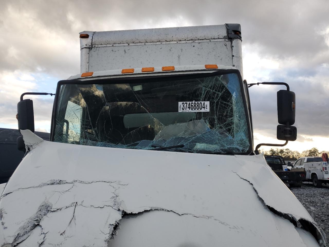 2015 Hino 258/268 VIN 5PVNJ8JVXF4S58796 photo 9