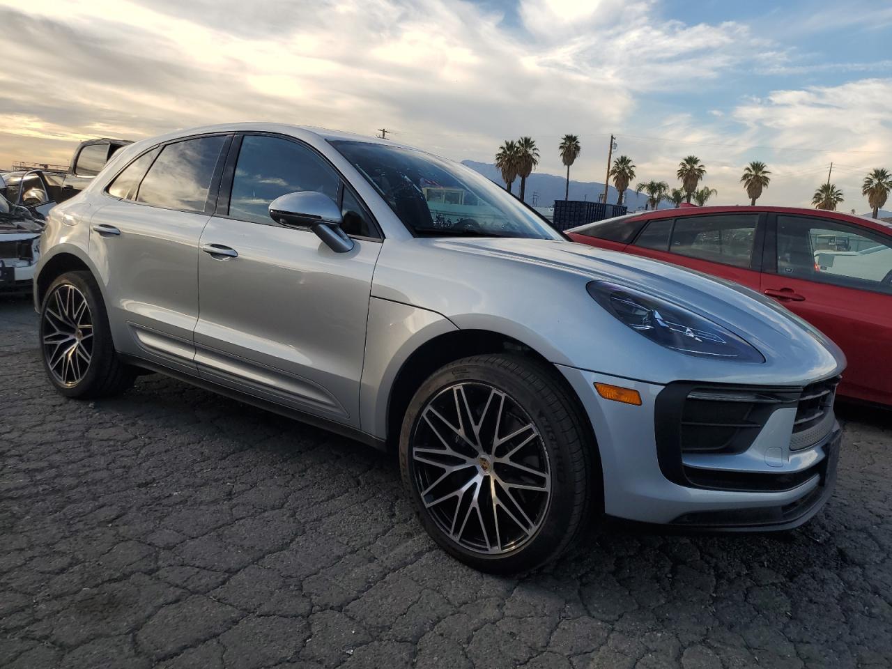 2023 PORSCHE Macan VIN WP1AA2A57PLB15659 photo 4