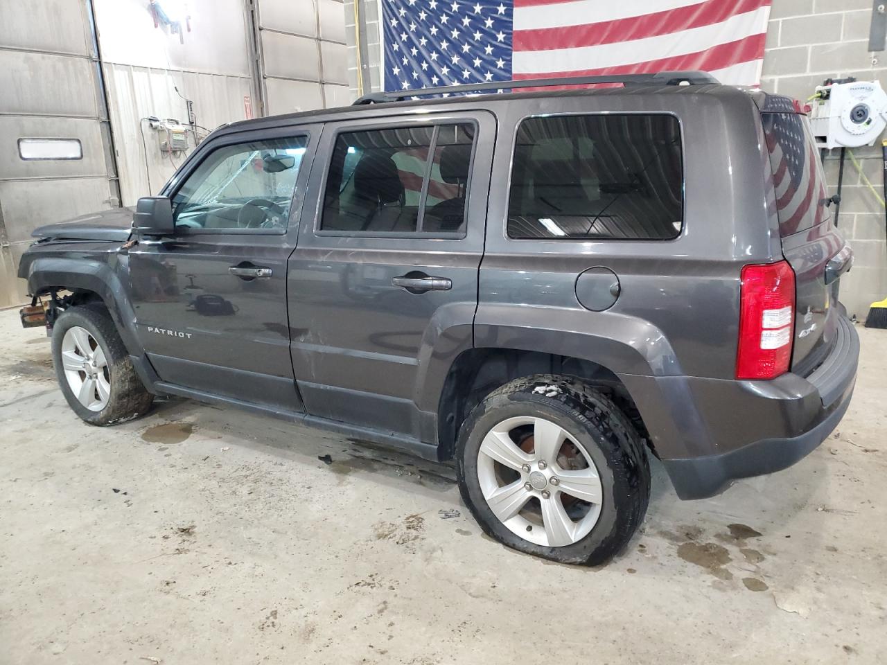 2017 JEEP Patriot VIN 1C4NJRFBXHD127343 photo 2