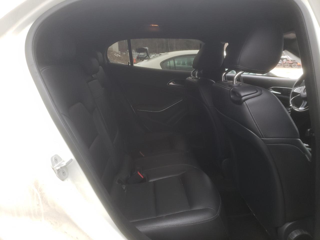 2017 MERCEDES-BENZ Gla-class VIN WDCTG4GB2HJ326759 photo 11