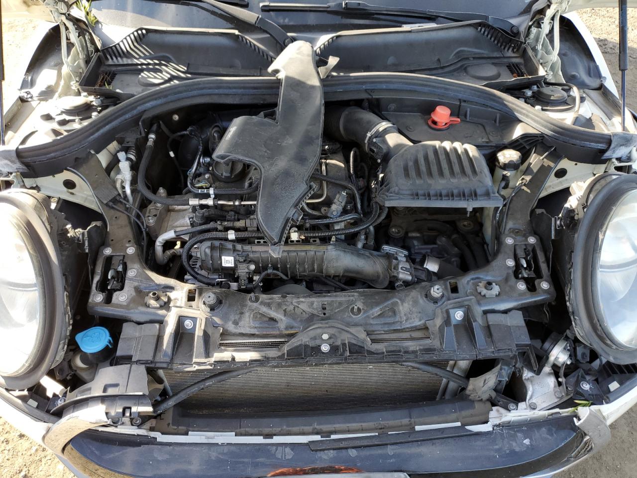 2017 MINI Cooper VIN WMWLN5C55H2E32795 photo 11