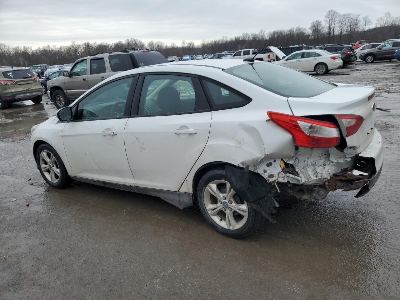 2013 FORD Focus se VIN 1FADP3F22DL297564 photo 2