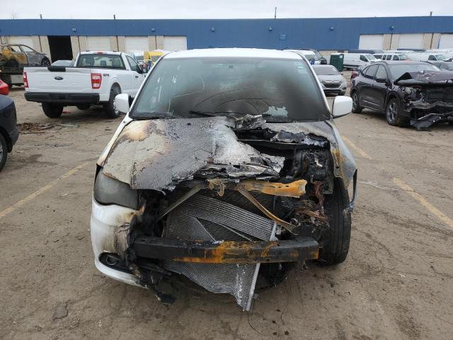 2014 Chrysler Minivan VIN 2C4RC1HG1ER109103 photo 5
