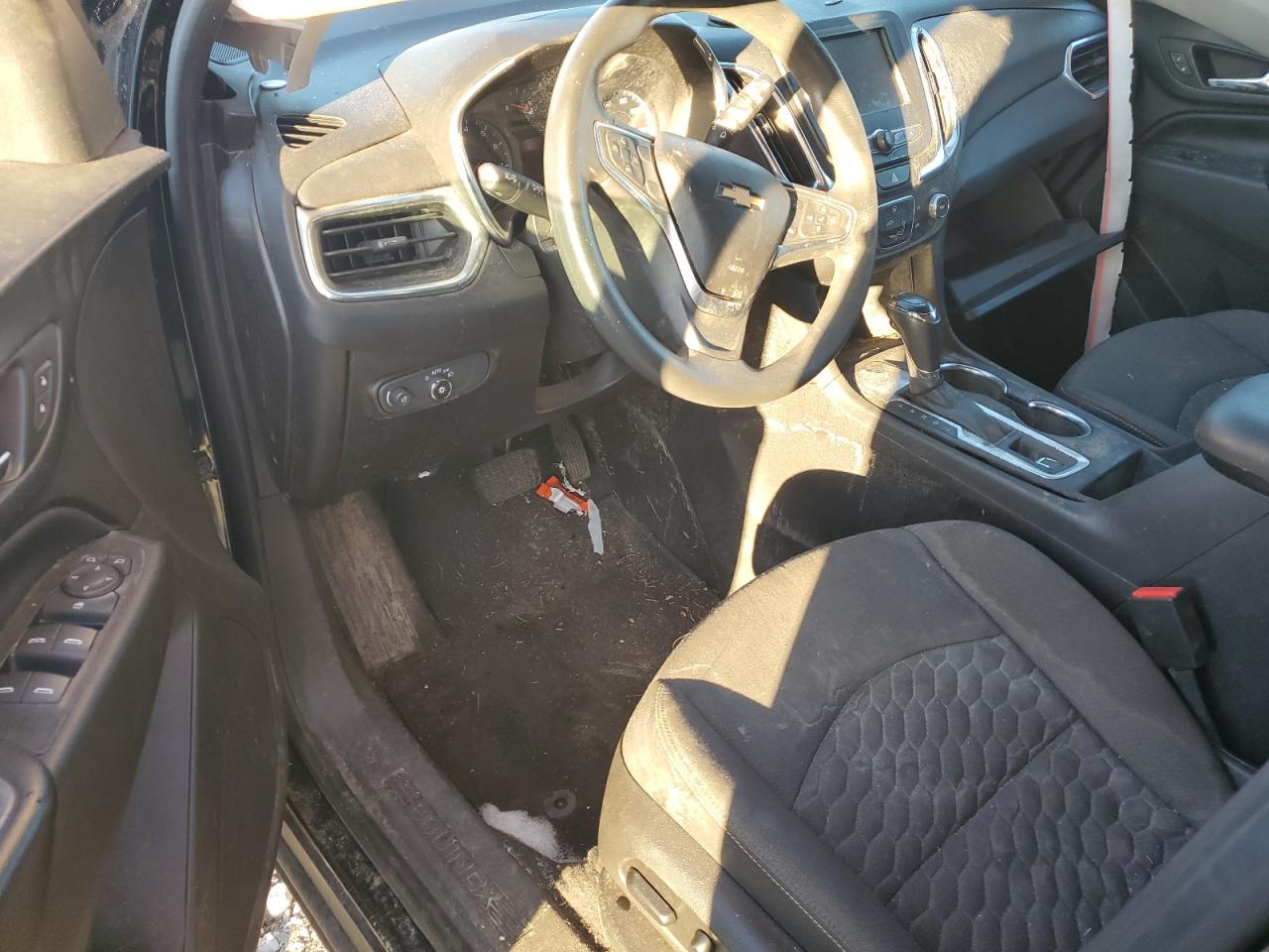 2018 Chevrolet Equinox VIN 3GNAXJEV5JL327810 photo 8