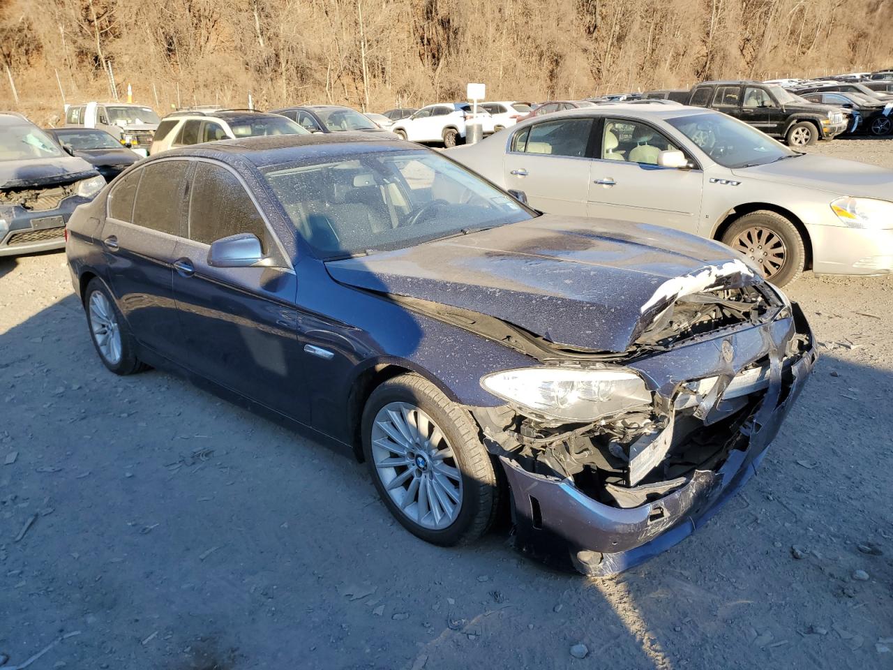 2013 BMW 5 series VIN WBAFU7C57DDU66096 photo 4
