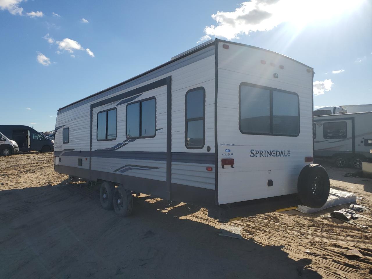 2022 KEYSTONE Trailer VIN 4YDTSGN21N3100024 photo 3
