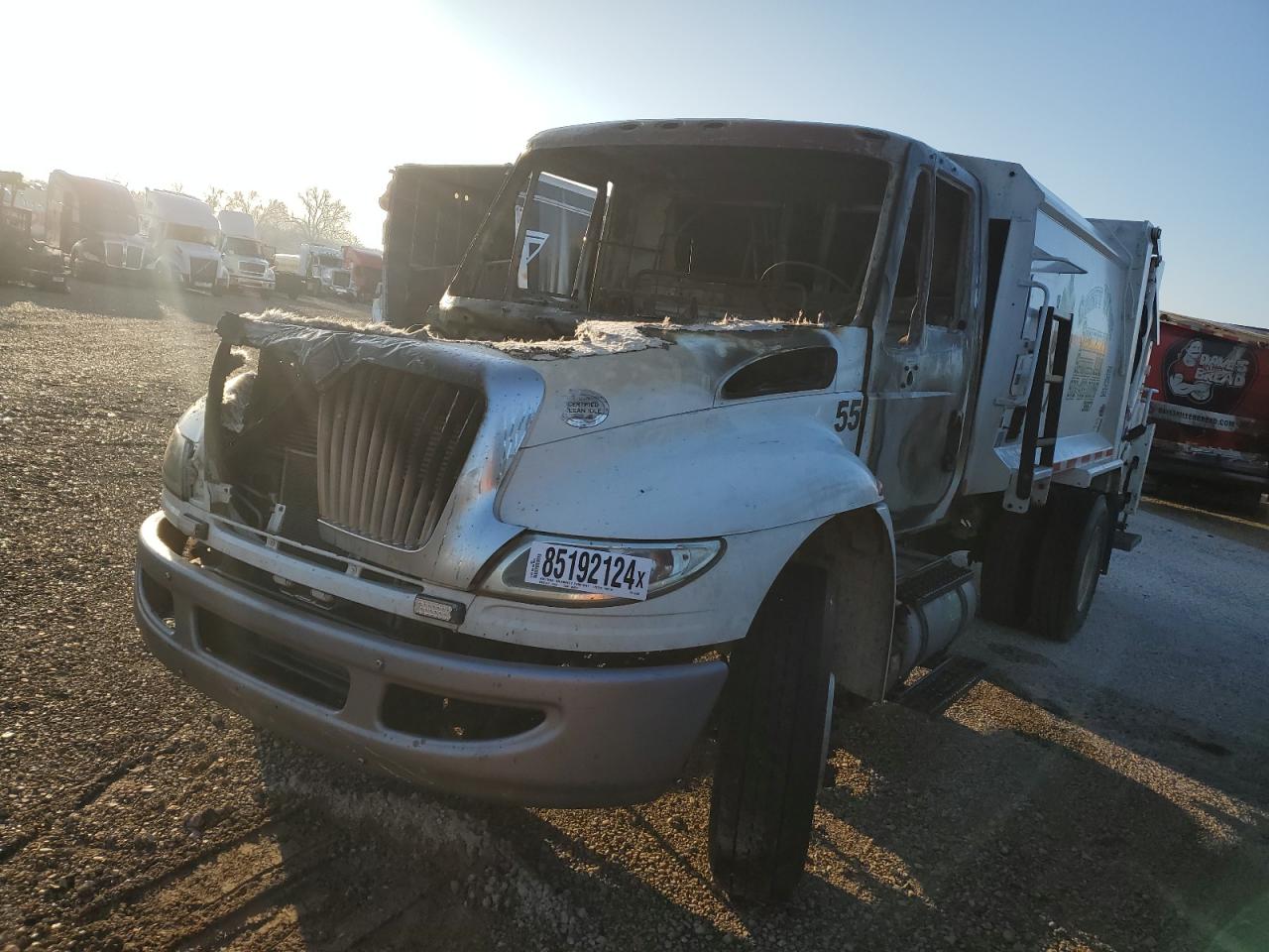 2017 International 4000 serie VIN 1HTMMMMM9HH637365 photo 2