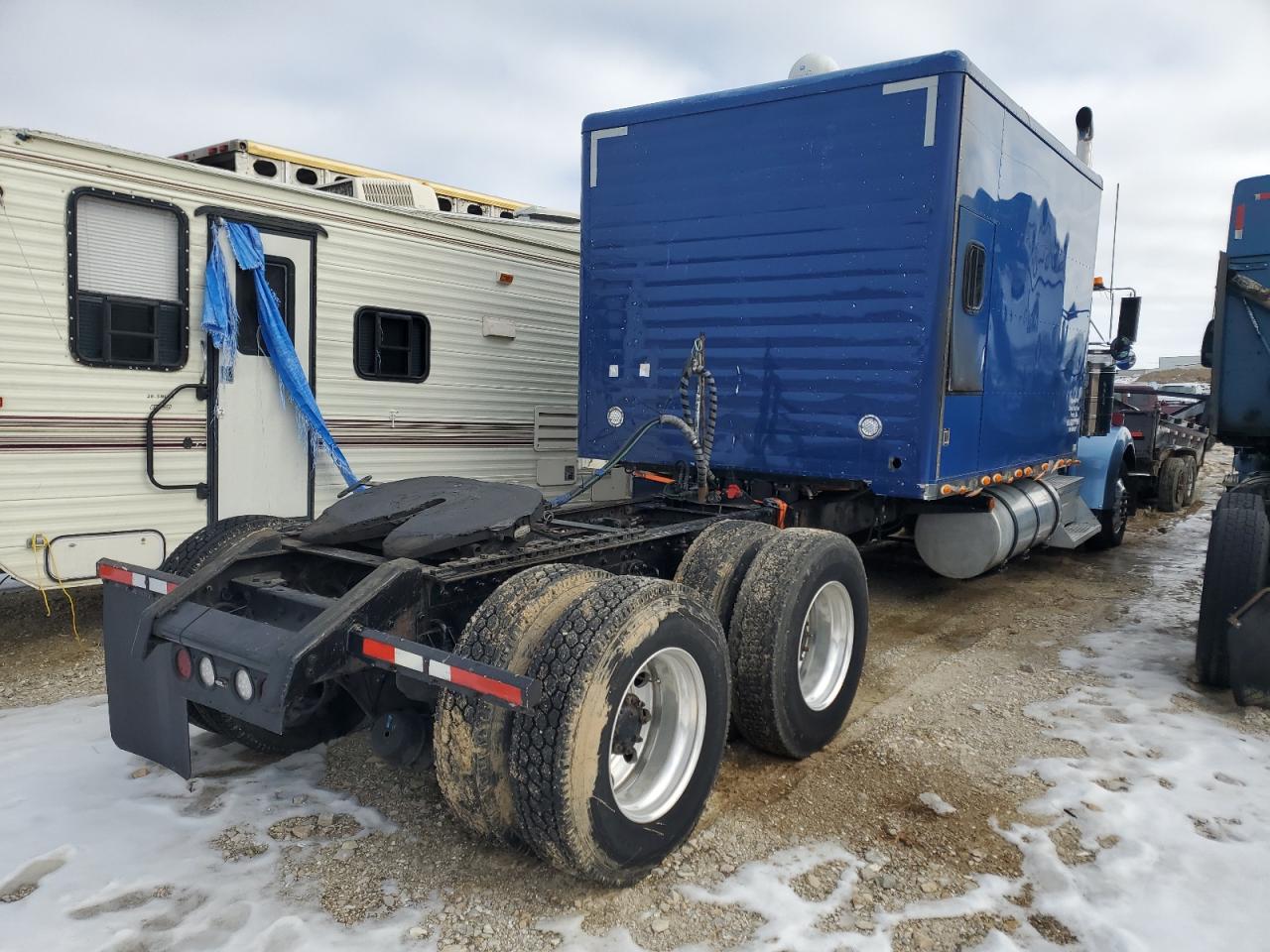 2005 KENWORTH All other VIN 1XKWDB9X25J095130 photo 4