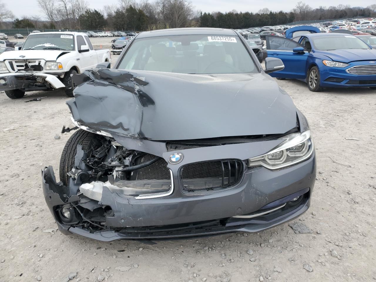 2016 BMW 3 series VIN WBA8E3G59GNT26901 photo 5