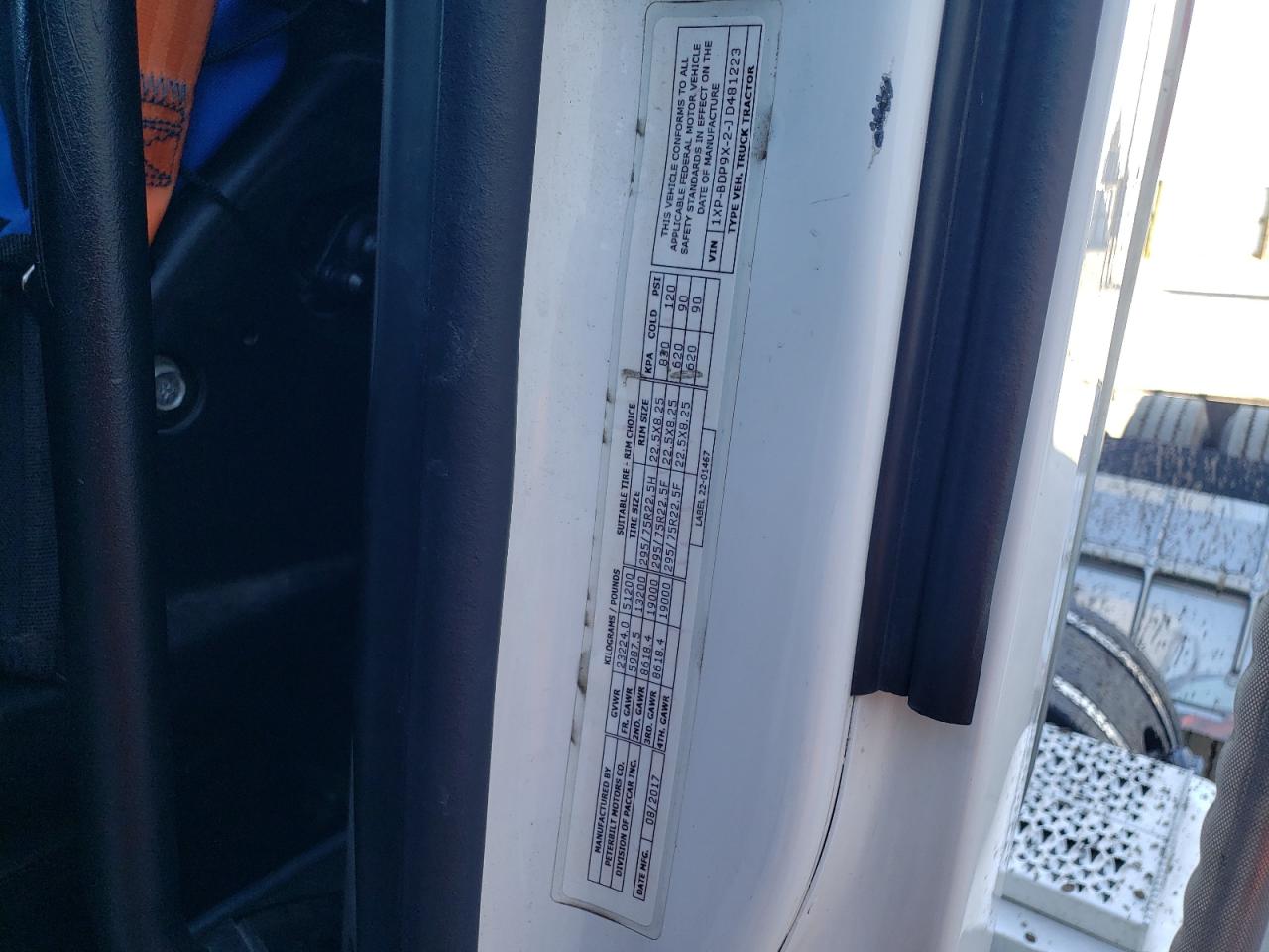 2018 PETERBILT All models VIN 1XPBDP9X2JD481223 photo 10