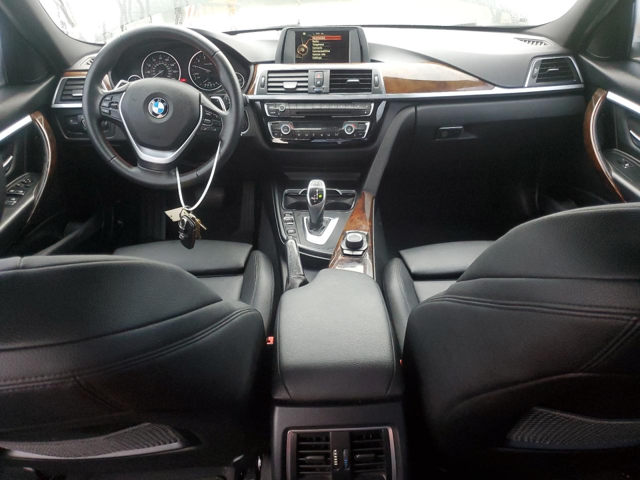 2016 BMW 3 series VIN WBA8E9C57GK648608 photo 8