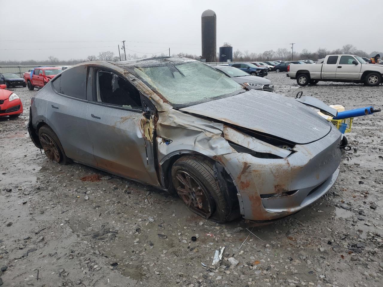2025 Model y VIN 7SAYGDEE7SA360073 photo 4