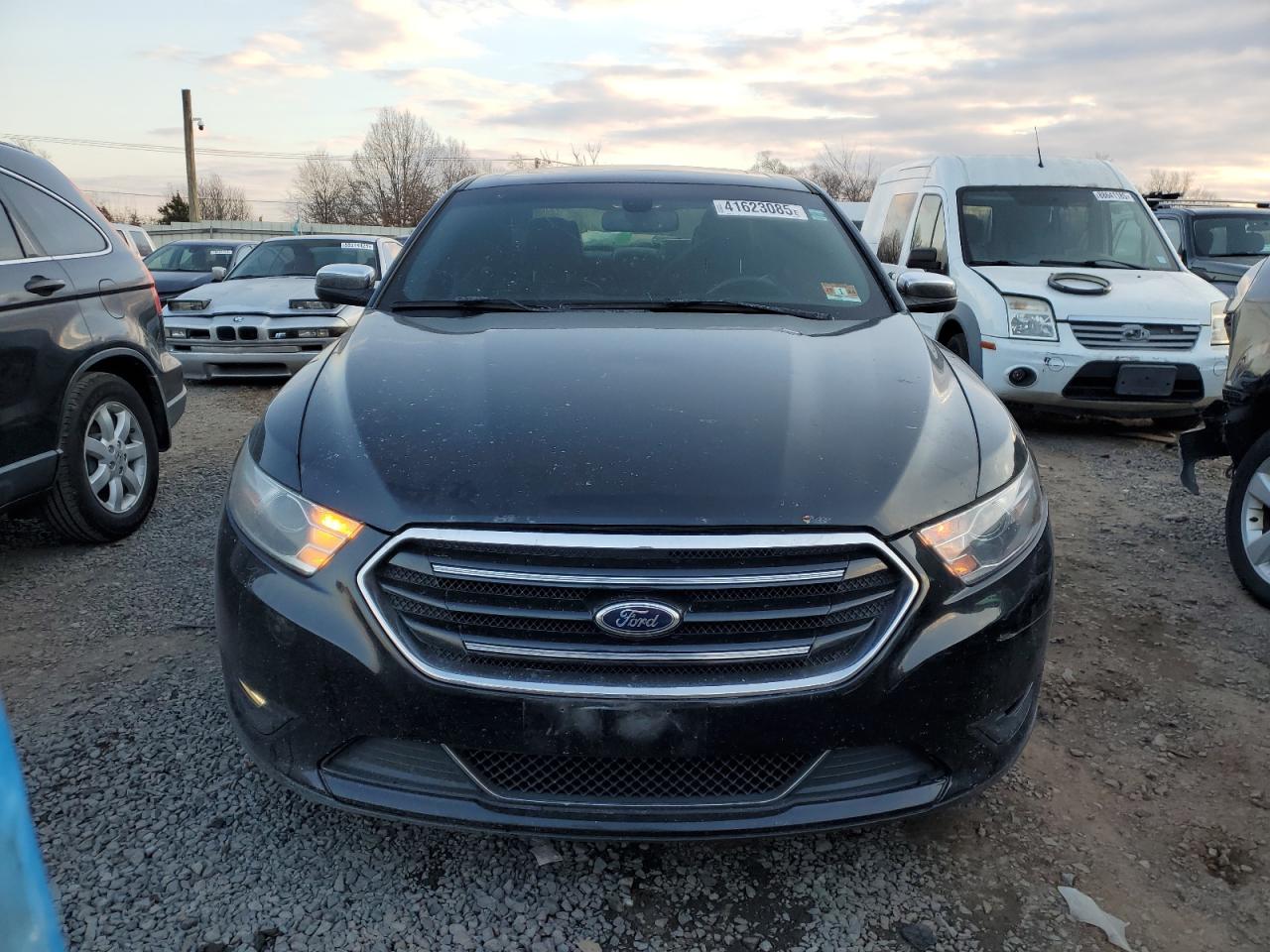 2013 Ford Taurus VIN 1FAHP2F82DG192449 photo 5
