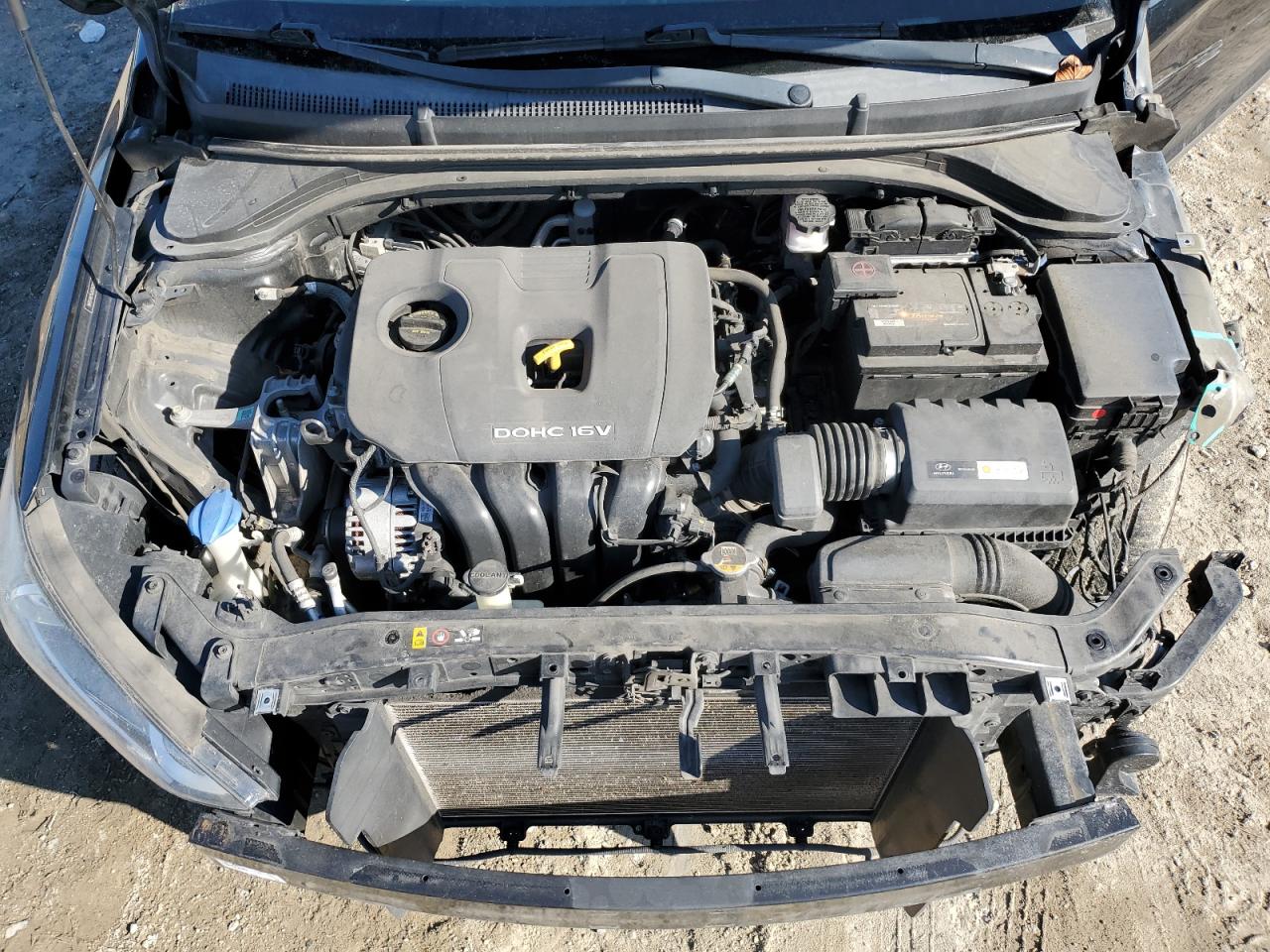 2018 Hyundai Elantra se VIN 5NPD74LF5JH376752 photo 11