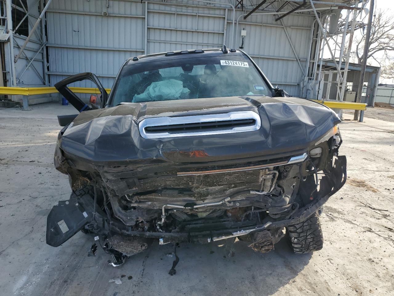 2021 Chevrolet All models VIN 1GC4YVEYXMF245798 photo 9
