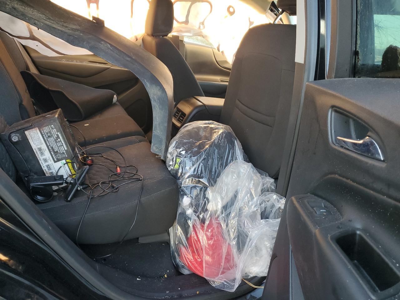 2018 Chevrolet Equinox VIN 3GNAXJEV5JL327810 photo 10