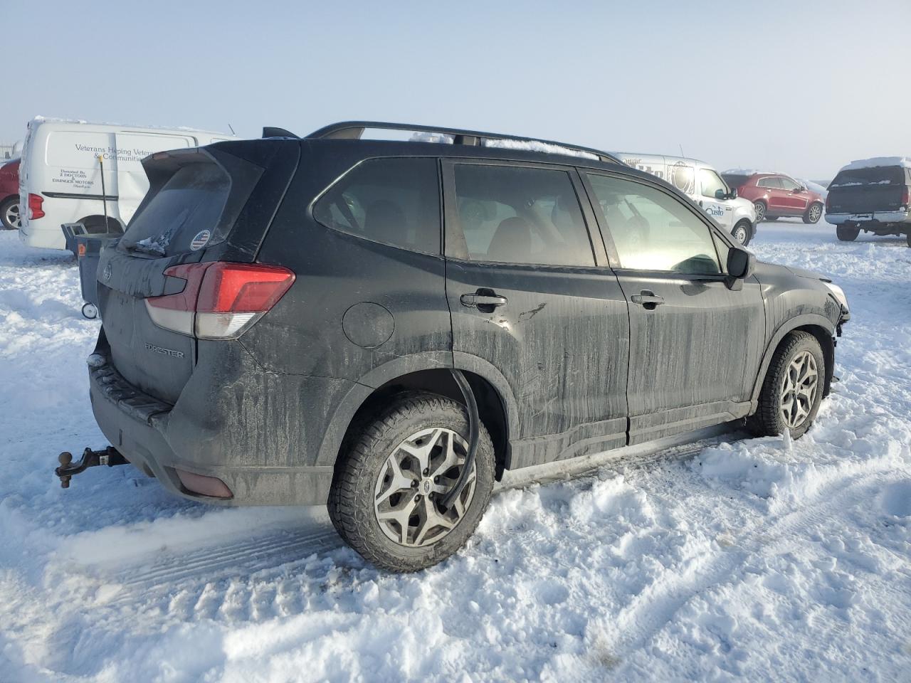 2020 Subaru Forester p VIN JF2SKAJC3LH453067 photo 3