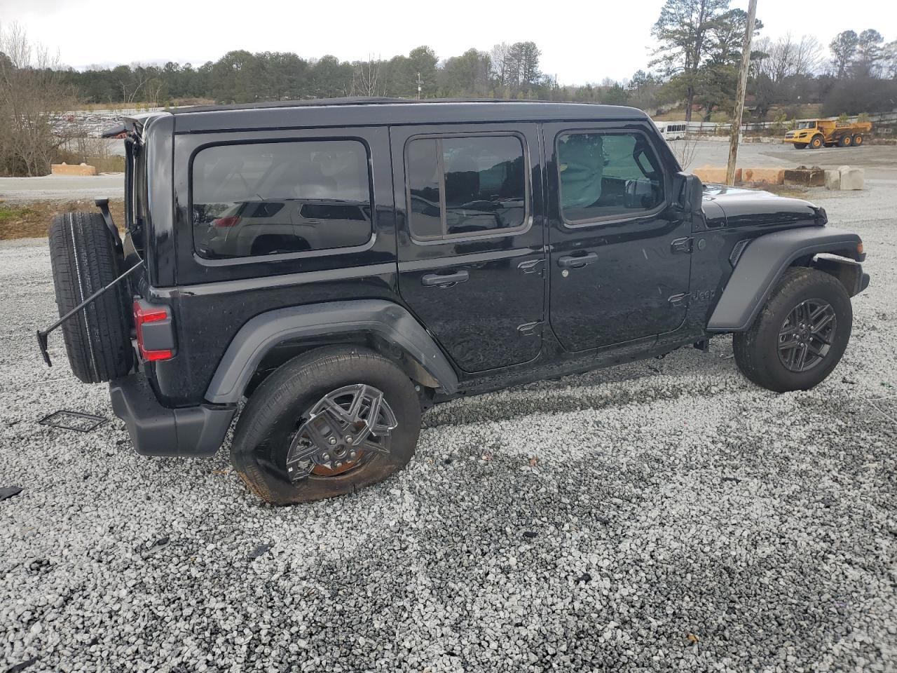 2024 Jeep Wrangler / VIN 1C4PJXDG1RW320093 photo 3
