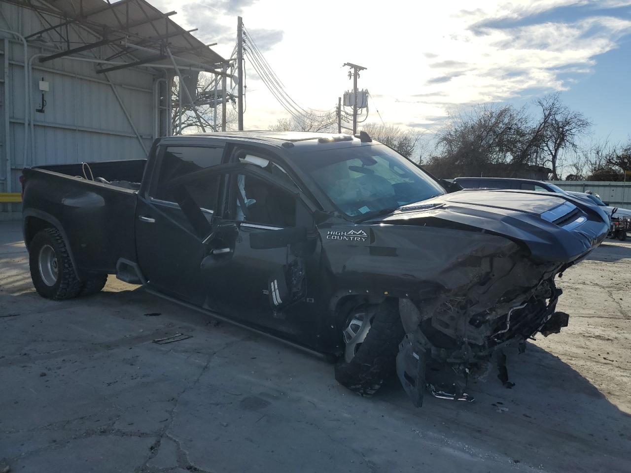 2021 Chevrolet All models VIN 1GC4YVEYXMF245798 photo 1