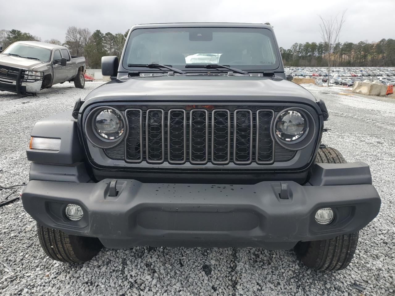 2024 Jeep Wrangler / VIN 1C4PJXDG1RW320093 photo 5