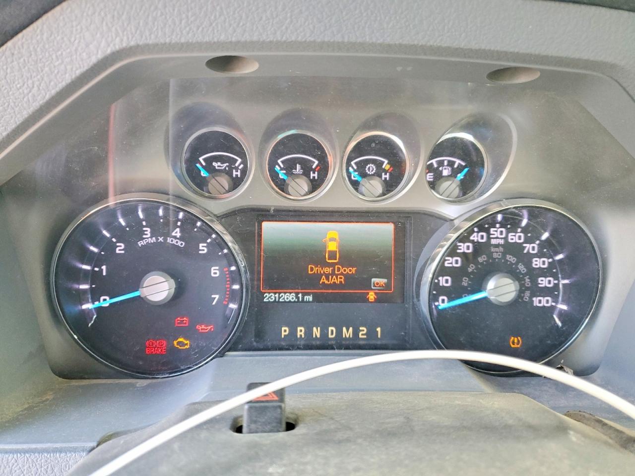 2013 Ford F350 VIN 1FT8X3B65DEB22525 photo 9