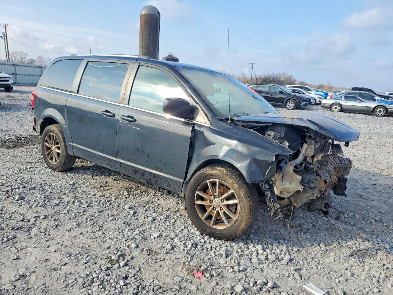 2020 Dodge Caravan VIN 2C4RDGCG4LR153603 photo 4