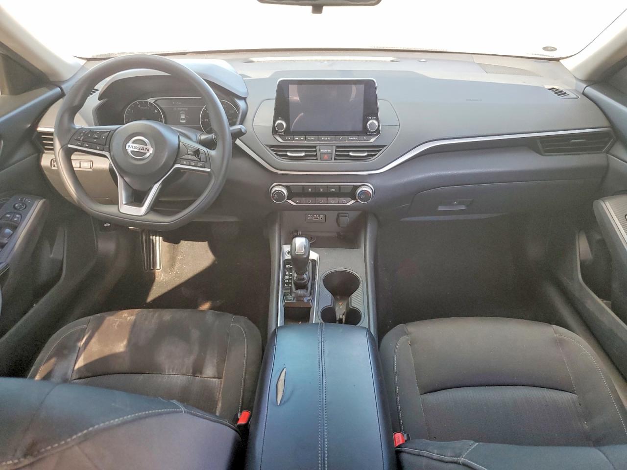2020 Nissan Altima VIN 1N4BL4BV8LC168087 photo 8