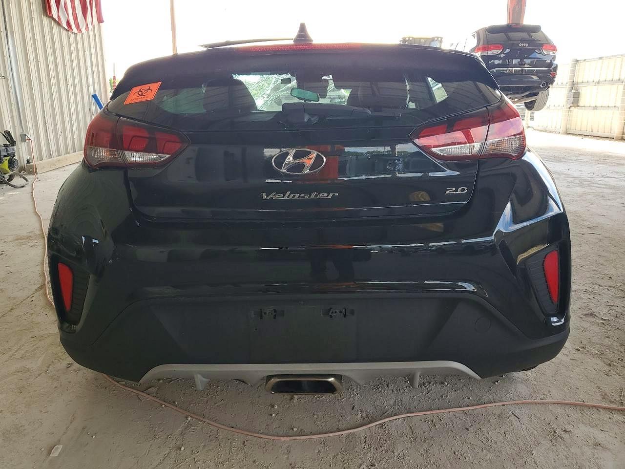 2020 Hyundai Veloster VIN KMHTG6AF1LU029613 photo 6