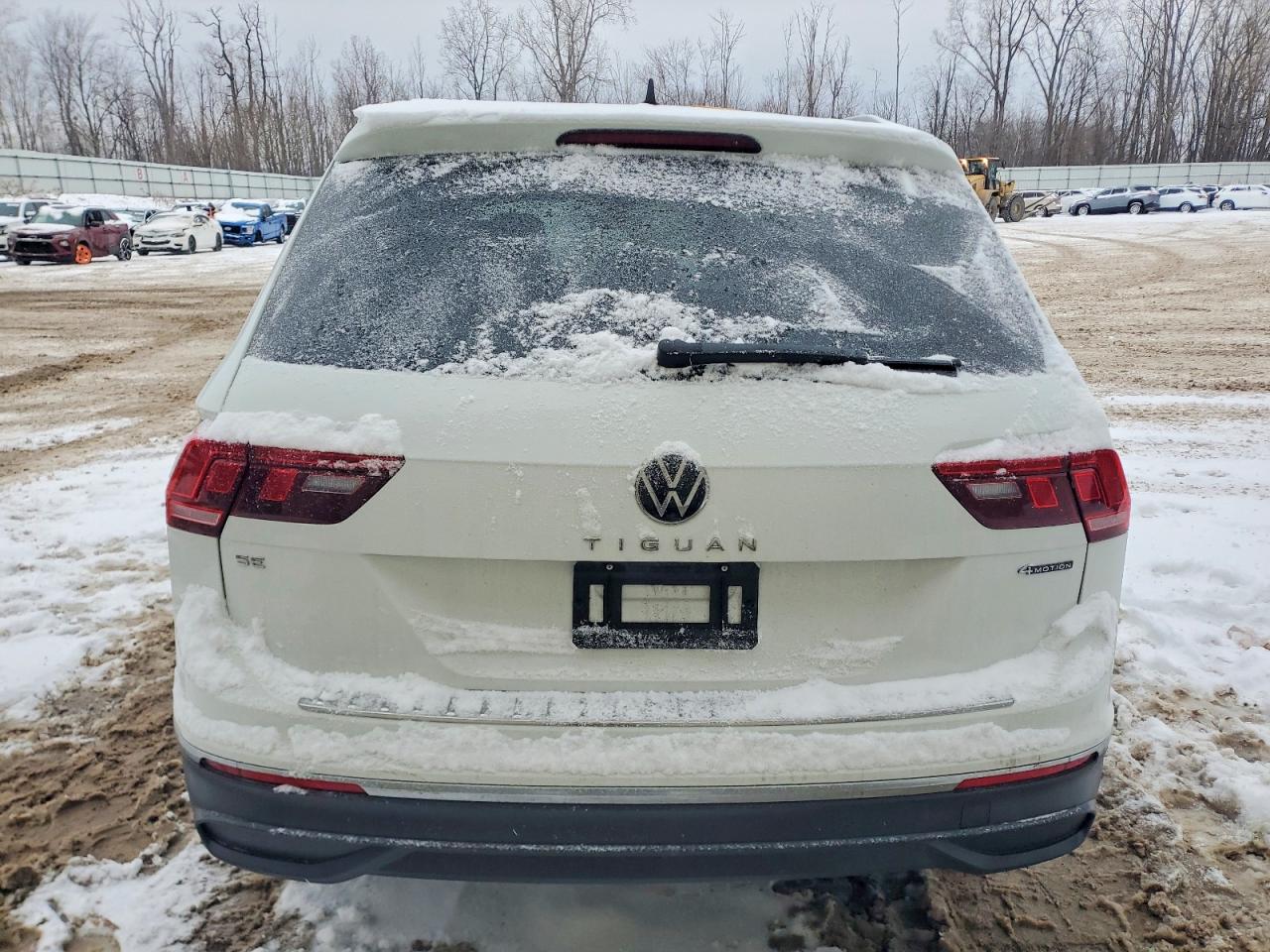 2024 Volkswagen Tiguan VIN 3VV2B7AX7RM005103 photo 6