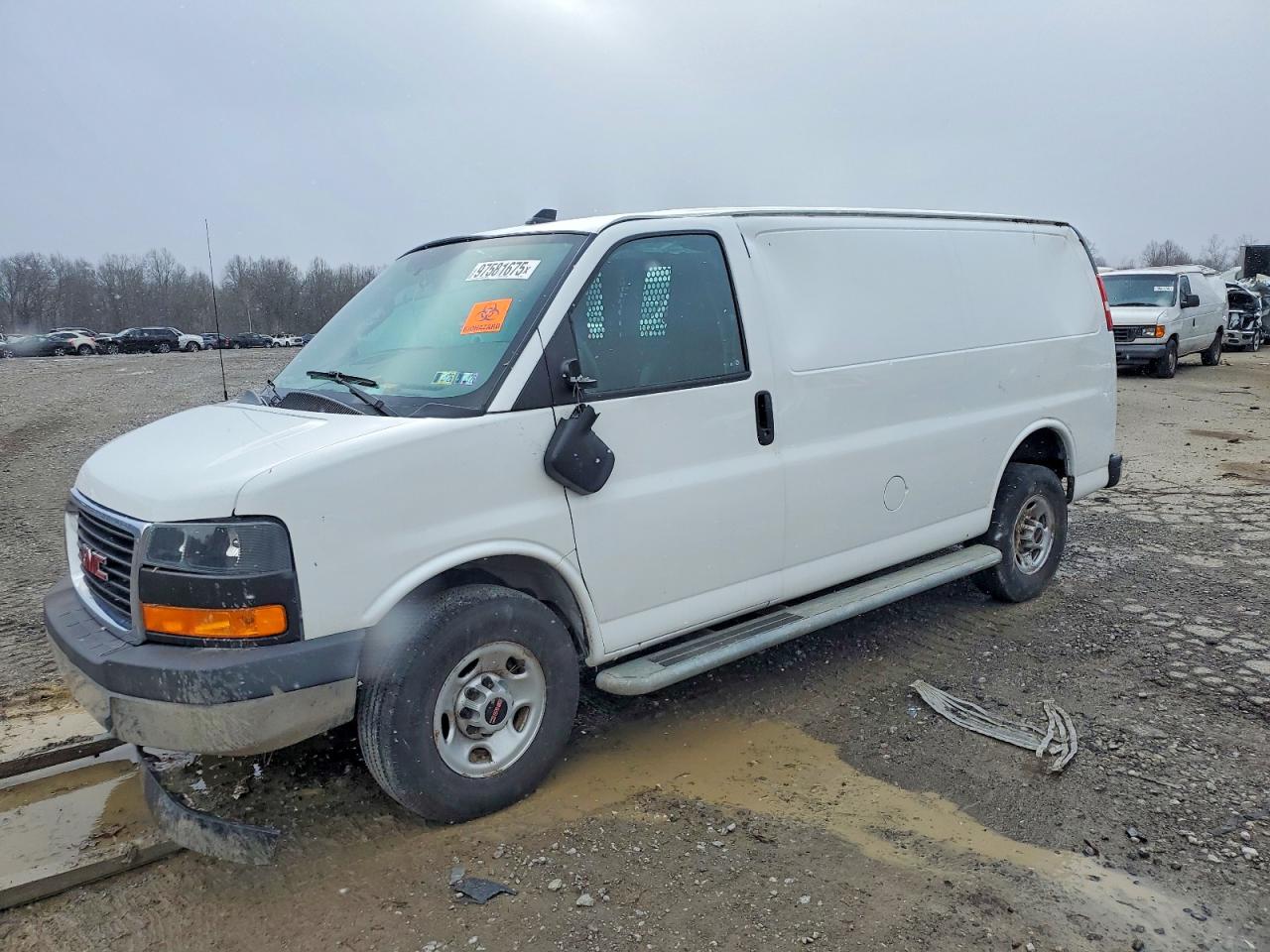 2022 GMC Savana VIN 1GTW7AFP5N1168380 photo 1