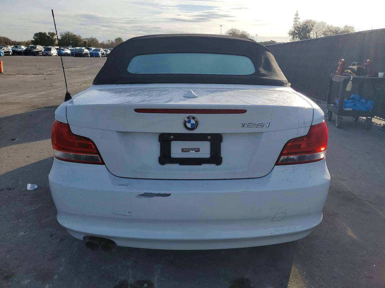 2013 BMW 1 series VIN WBAUL7C57DVM83825 photo 6